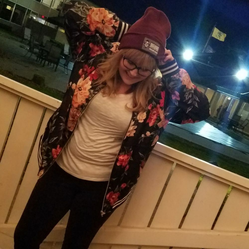 Meet your Posher, Bellami